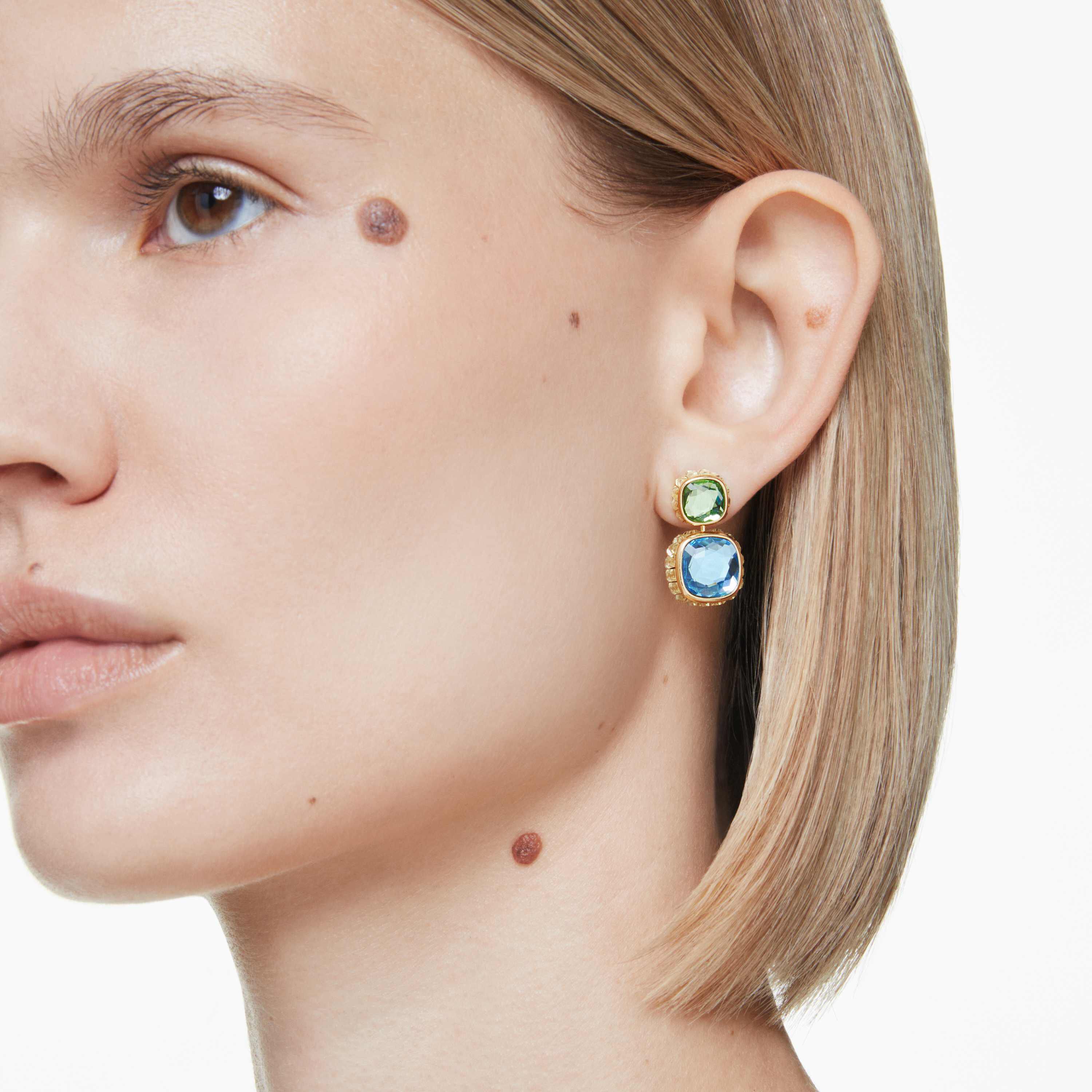 swarovski أقراط متدلية chroma، قطع على شكل وسادة، ألوان متعددة، طلاء باللون الذهبي