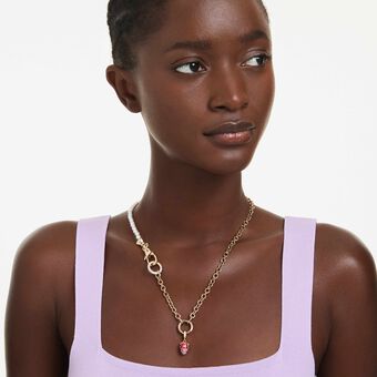 swarovski قلادة idyllia، قطع متنوع، شكل فراولة، لون أحمر، طلاء باللون الذهبي