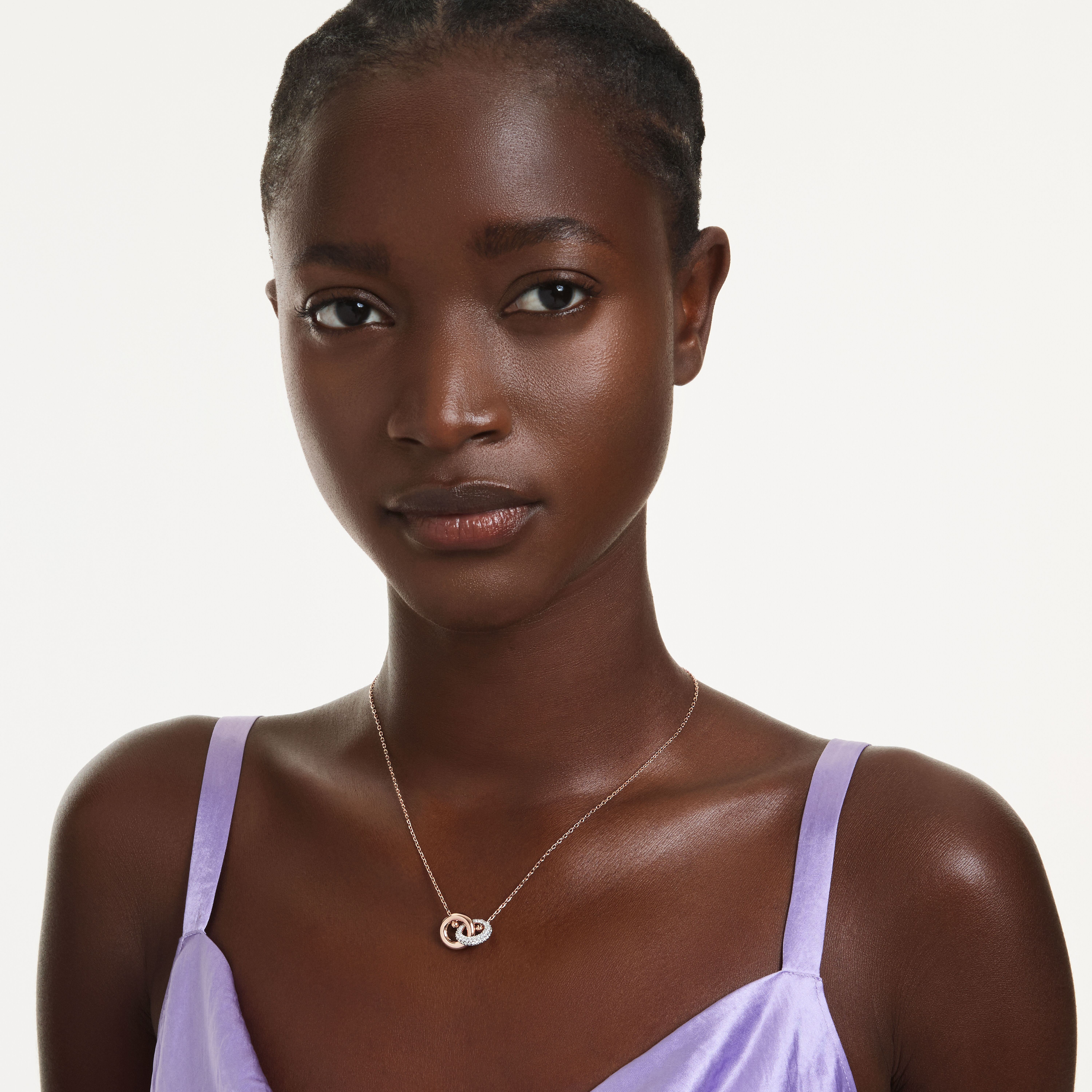 swarovski قلادة dextera، قطع مستدير، لون أبيض، طلاء باللون الذهبي الوردي