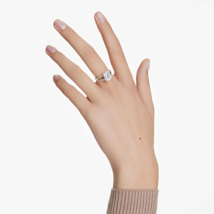 swarovski خاتم stilla، قطع مُثمَّن، لون أبيض، لمسة نهائية باللون الفضي