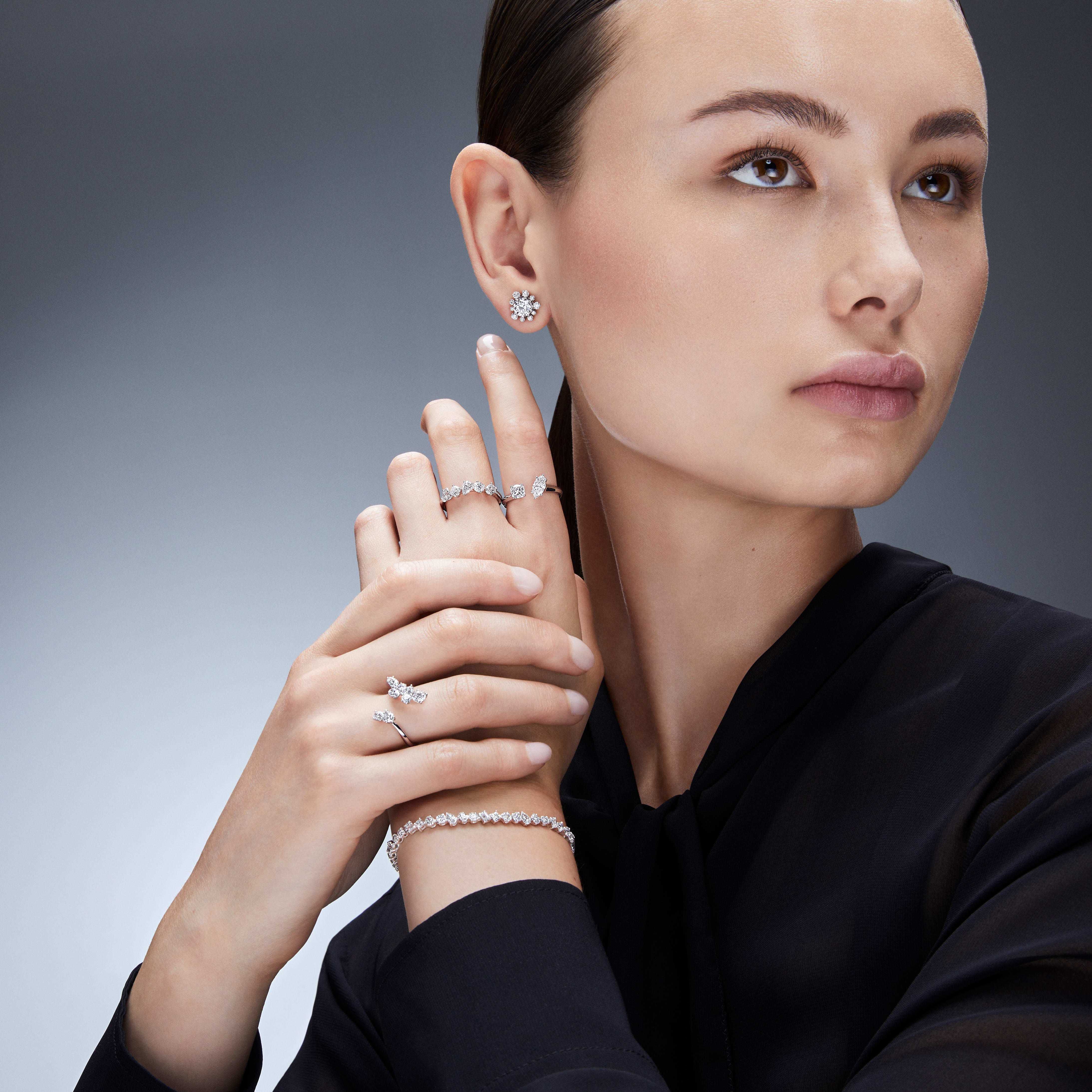 swarovski خاتم مفتوح galaxy، أحجار ألماس مُصنعة في المختبر بإجمالي 1 25 قيراط، ذهب أبيض عيار 18