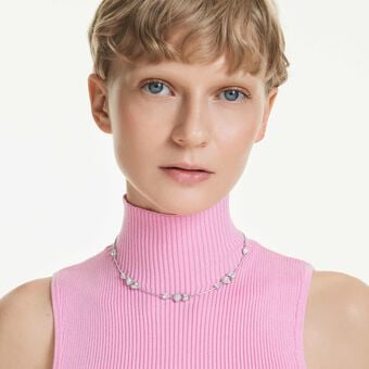 swarovski عقد idyllia، شكل قلب وسهم، لون أبيض، طلاء روديوم