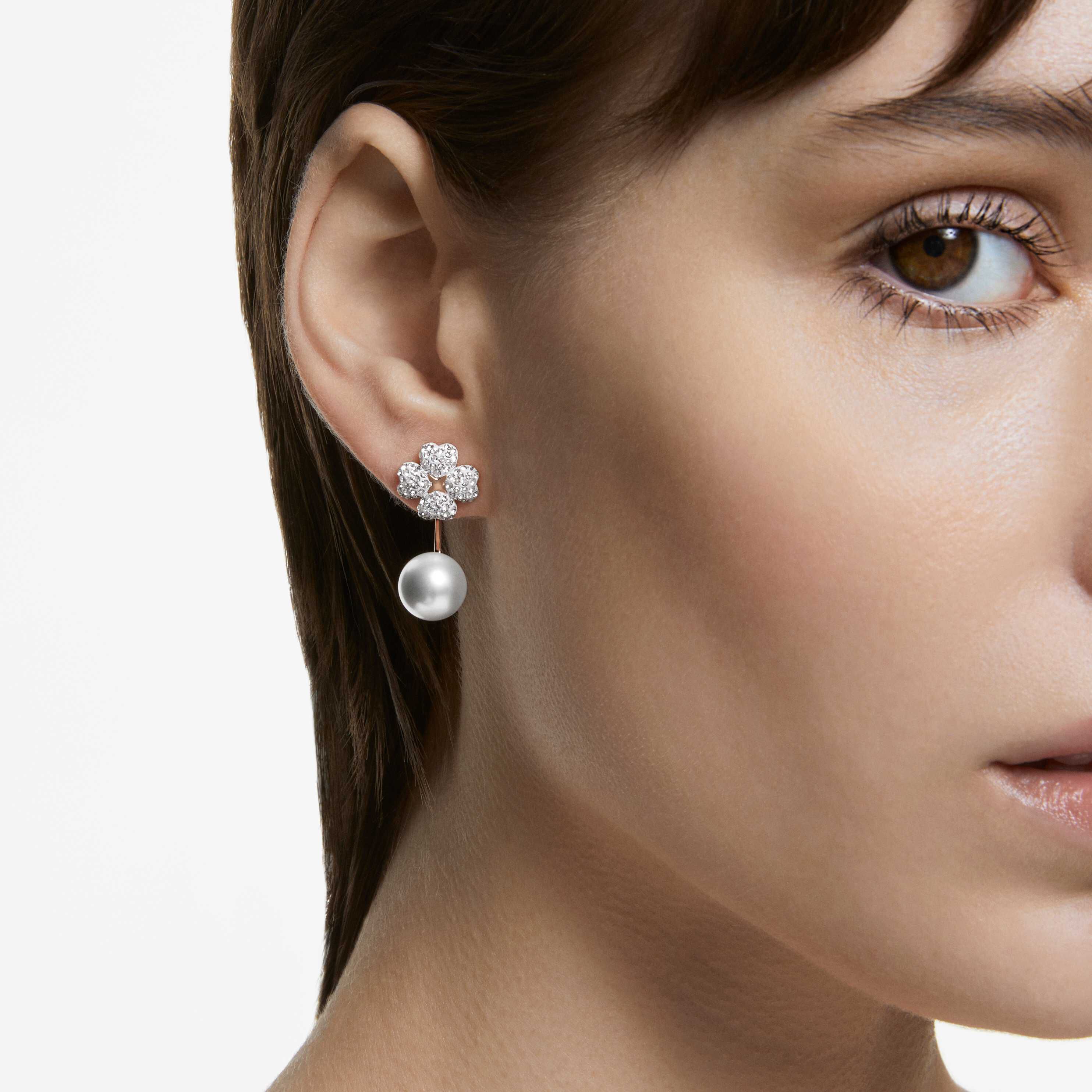 swarovski أقراط latisha للأذن المثقوبة، على شكل زهرة، لون أبيض، طلاء ذهبي وردي