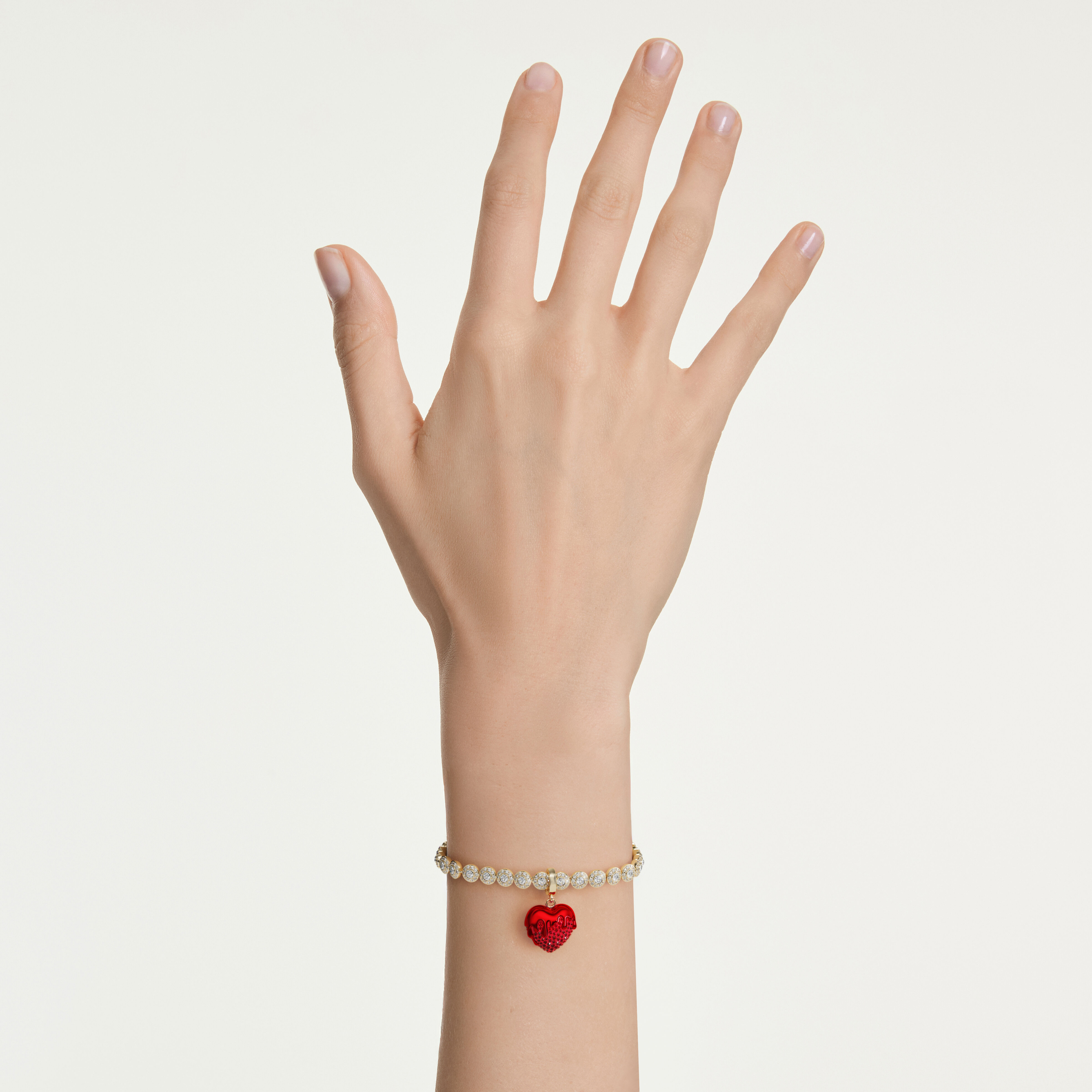 swarovski حلية idyllia، قطع مستدير، شكل قلب، لون أحمر، طلاء باللون الذهبي