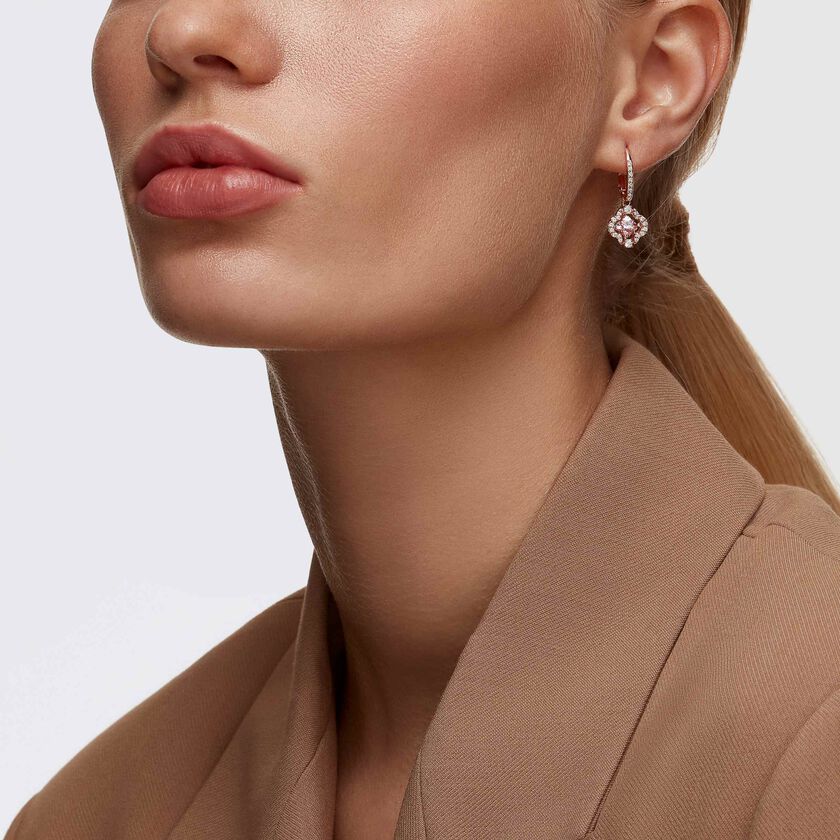 swarovski أقراط متدلية una، على شكل زهرة البرسيم، لون وردي، طلاء ذهبي وردي