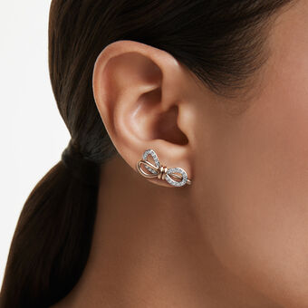 swarovski أقراط دبوسية lifelong، ترصيع بافيه، شكل أنشوطة، لون أبيض، لمسة نهائية من معادن مختلطة
