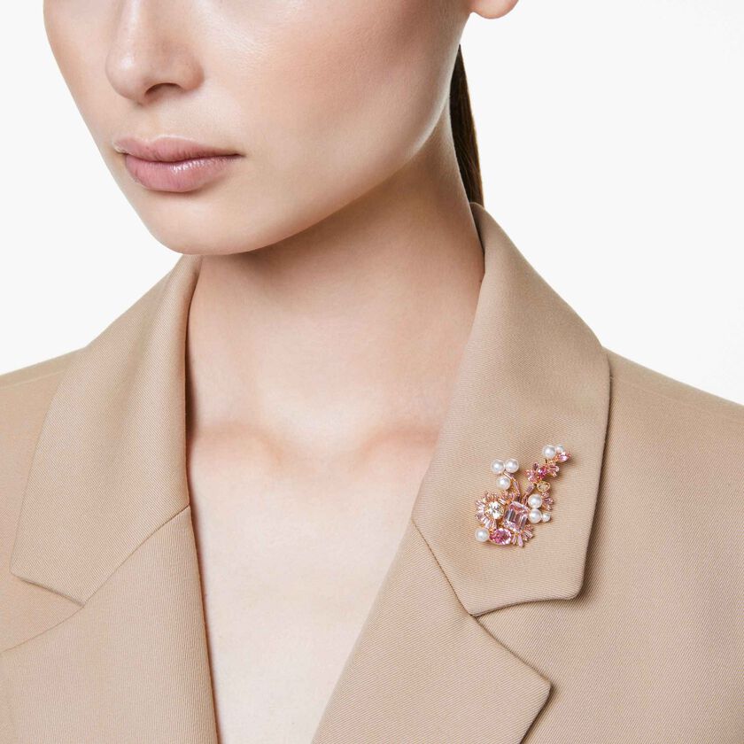 swarovski بروش gema، قطع متنوع، شكل زهرة، لون وردي، طلاء بلون ذهبي