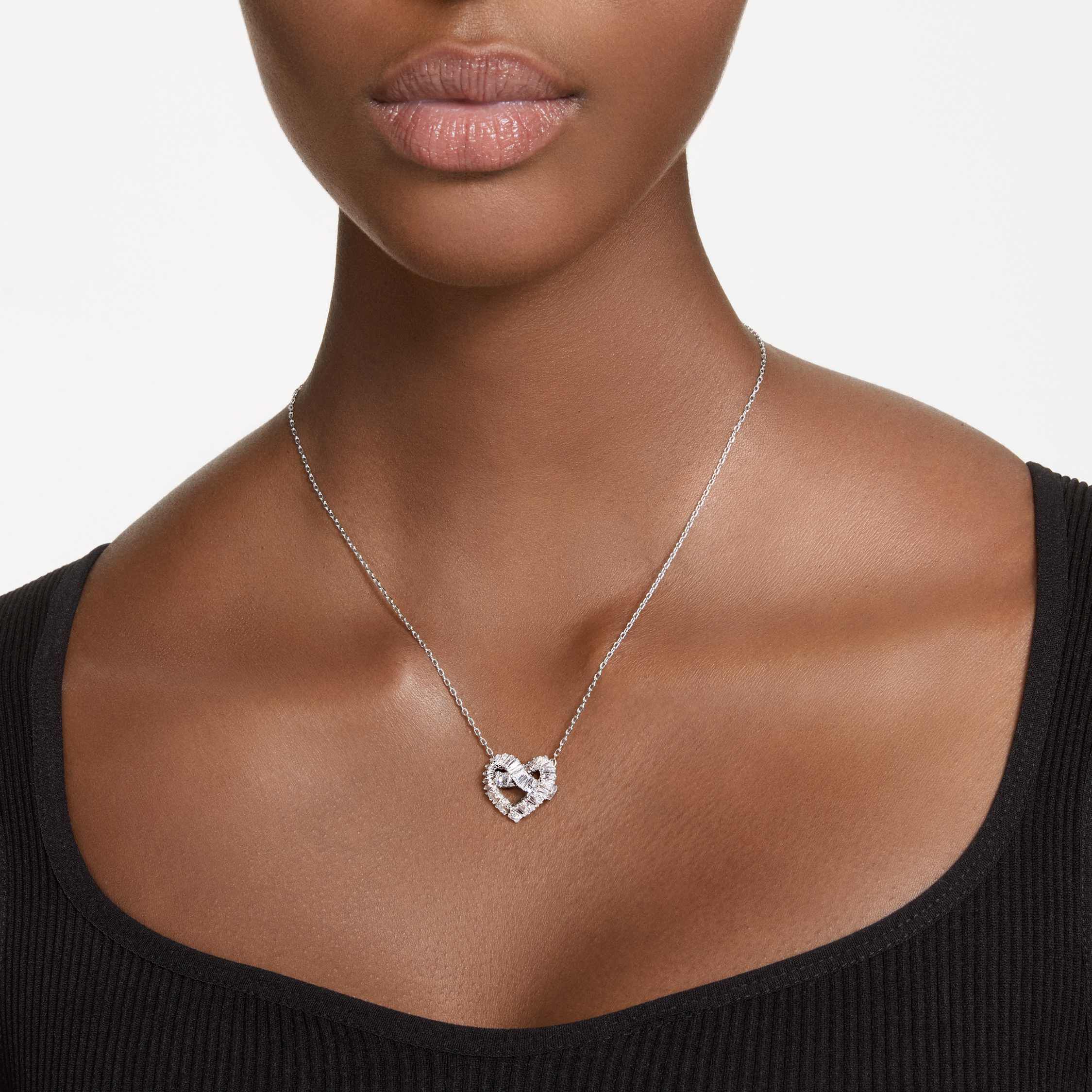 swarovski قلادة matrix، قطع متنوع، على شكل قلب، لون أبيض، طلاء روديوم