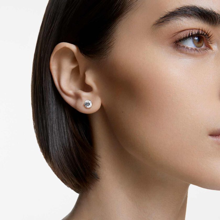 swarovski أقراط solitaire للأذن المثقوبة، لون أبيض، طلاء روديوم