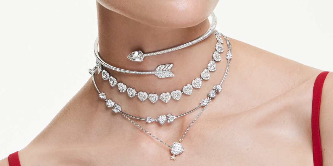 swarovski عقود وقلائد